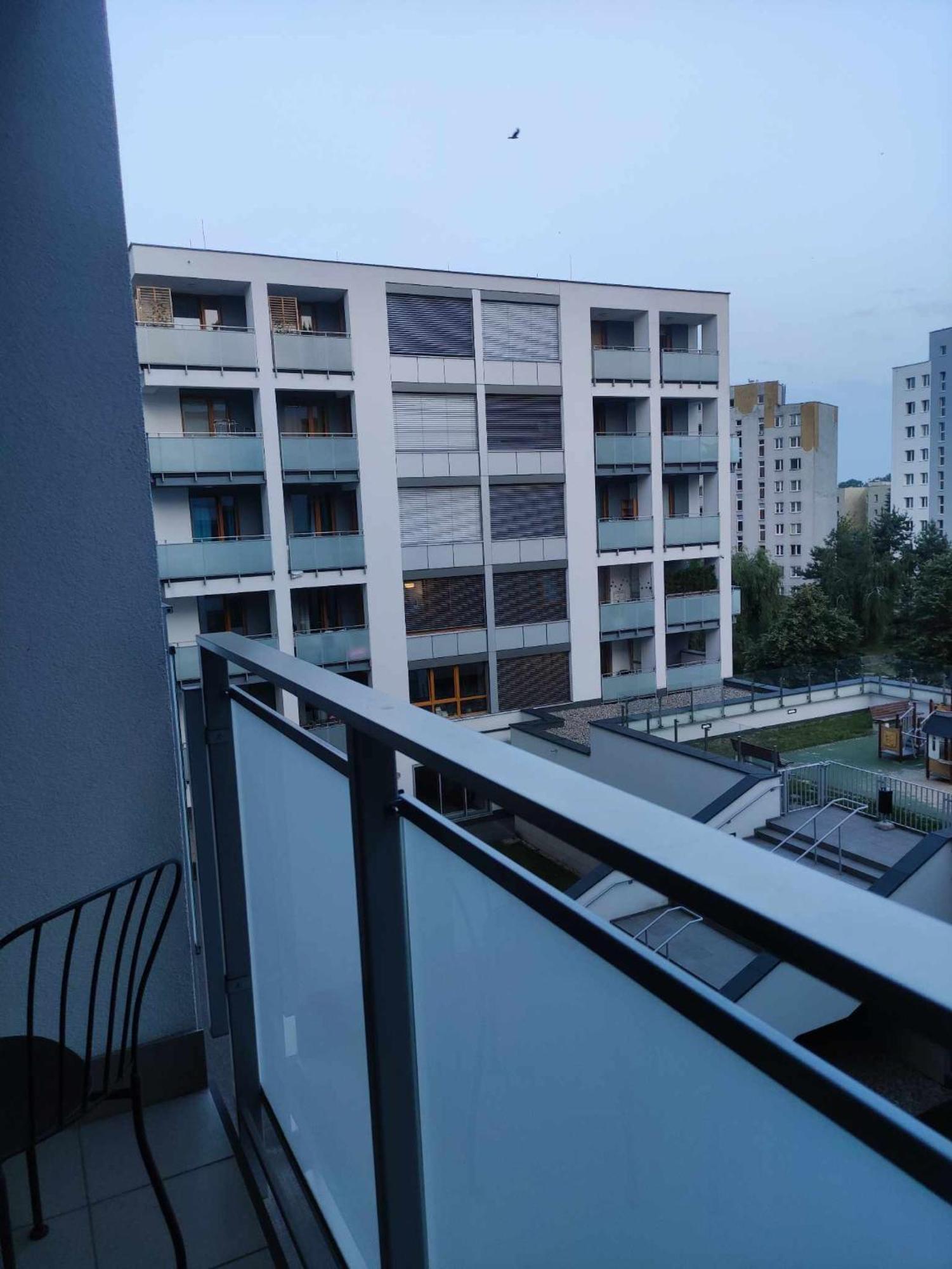 Apartamenty Metro Targowek 27 Varşova Dış mekan fotoğraf