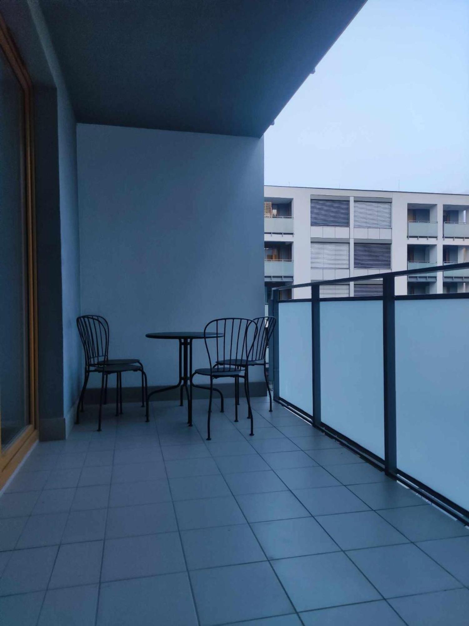 Apartamenty Metro Targowek 27 Varşova Dış mekan fotoğraf